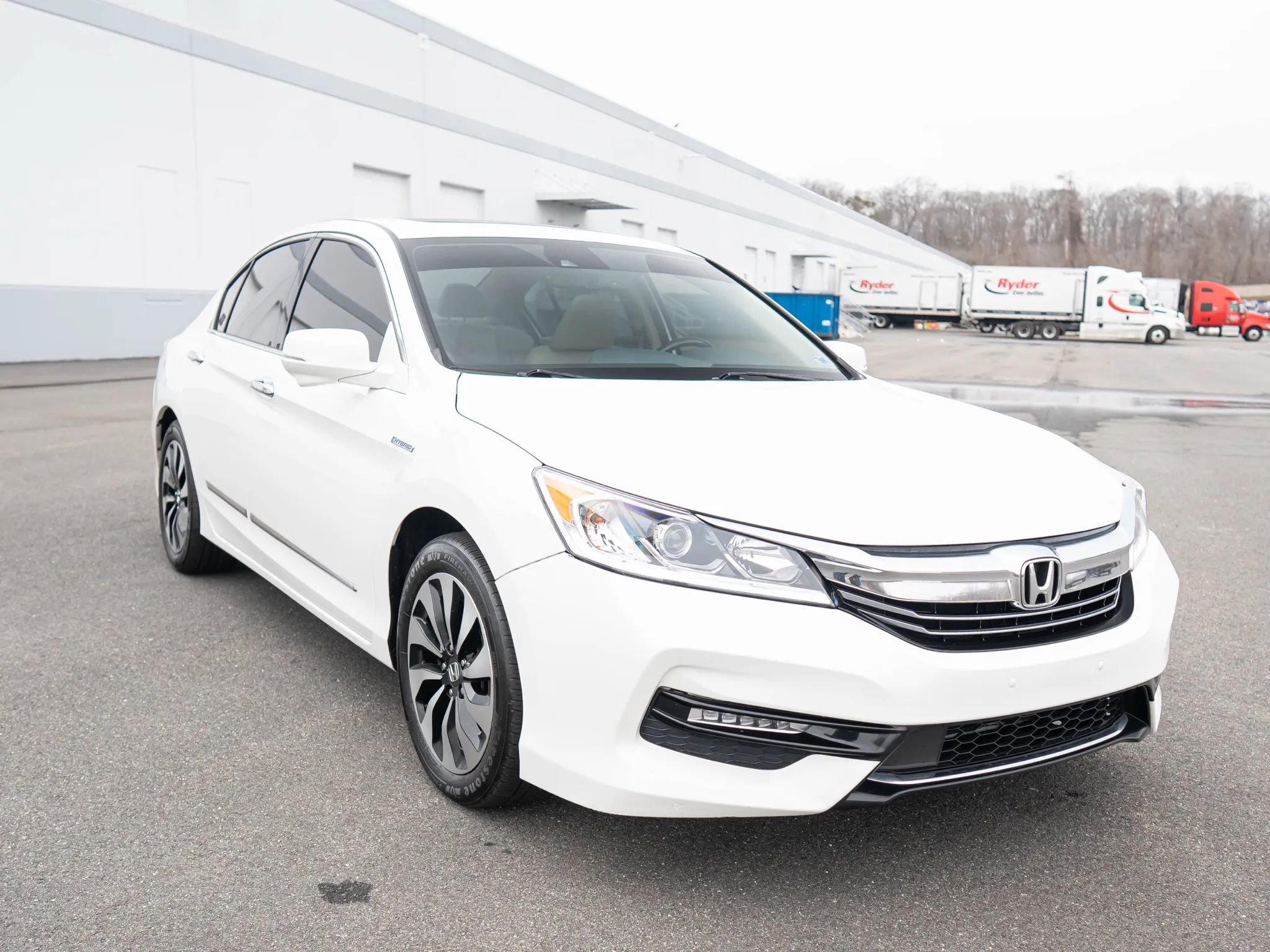 Used 2017 Honda Accord EX-L image 8