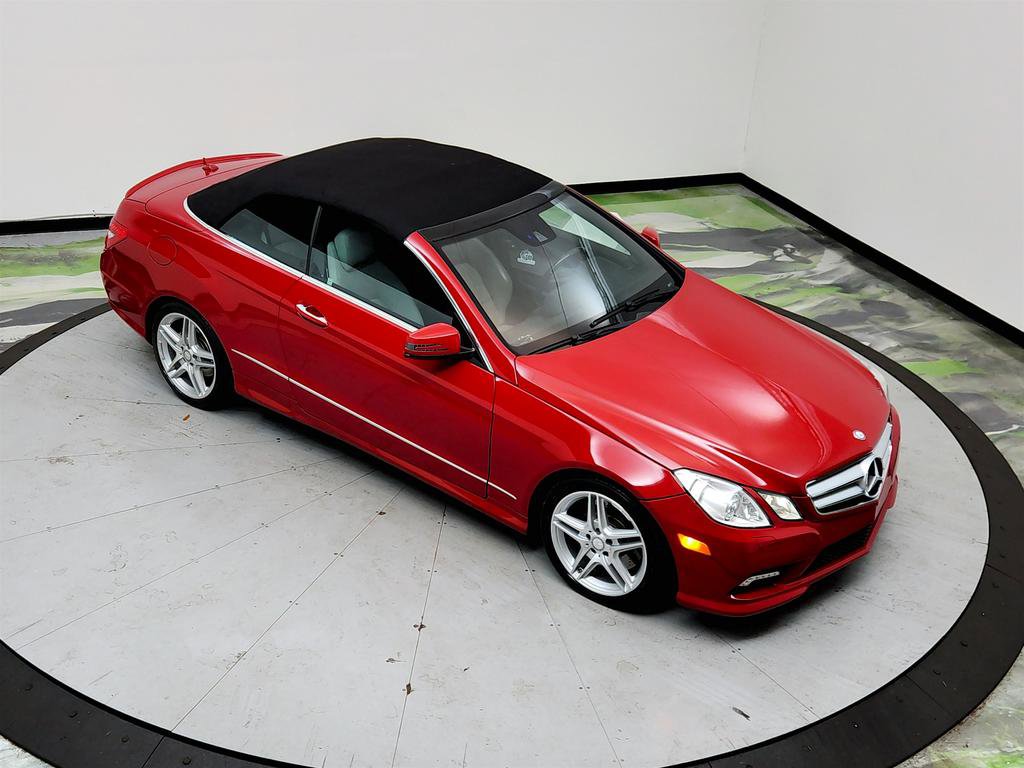 Used 2011 Mercedes-Benz E 550 Cabriolet image 31