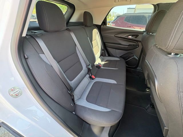 Used 2025 Chevrolet TrailBlazer LT AWD/4WD image 26