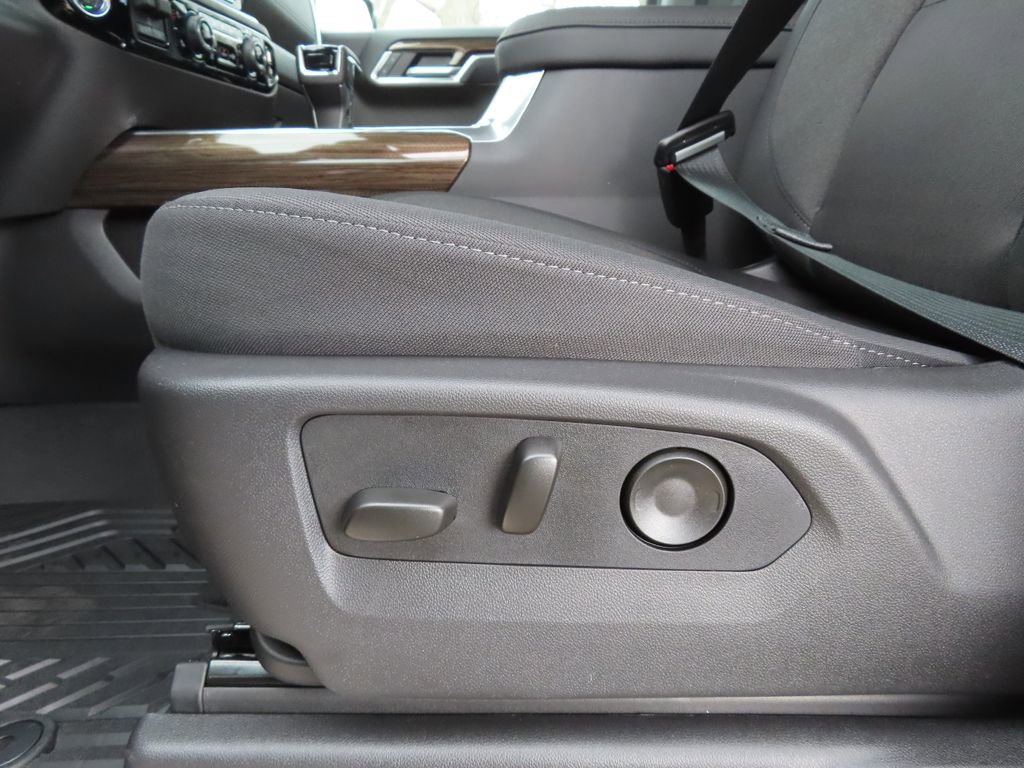 New 2026 Chevrolet Silverado 1500 RST AWD/4WD image 9