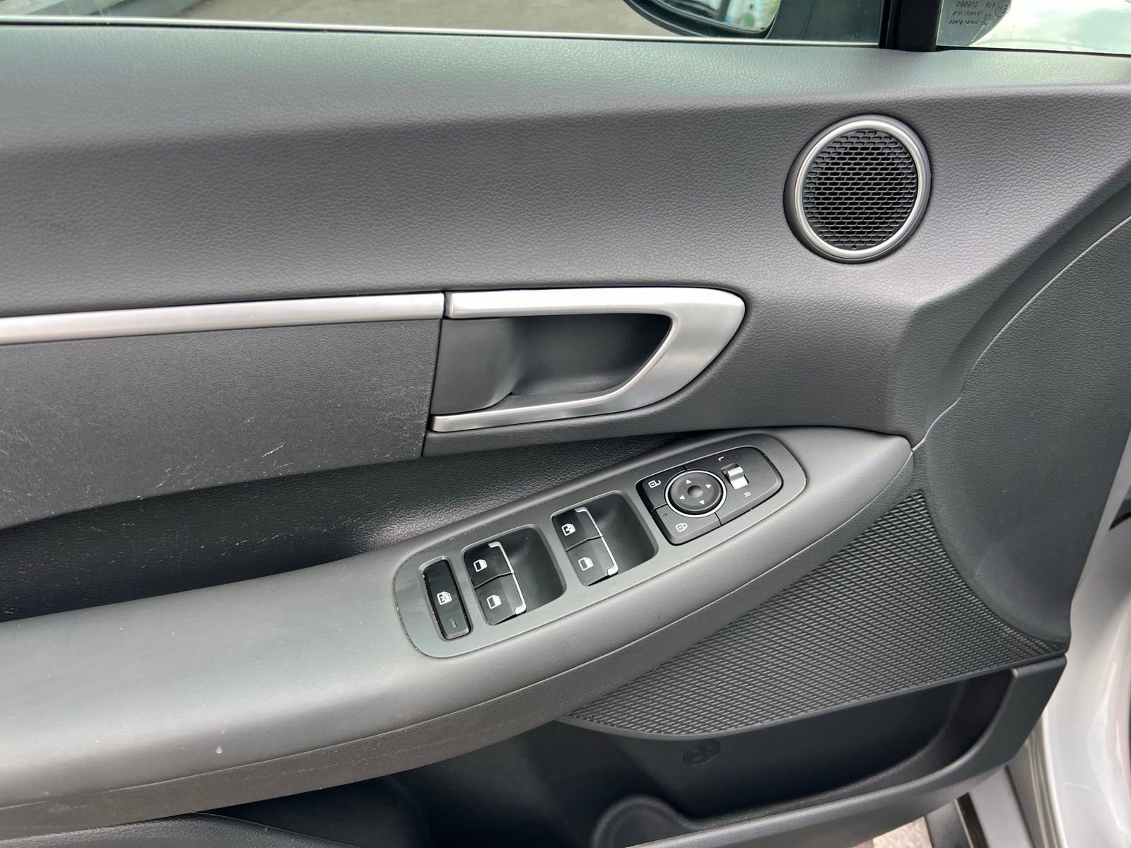 Used 2022 Hyundai Sonata SE FWD image 21