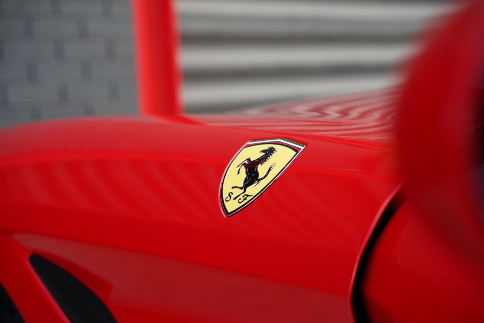 Used 2016 Ferrari California T image 10