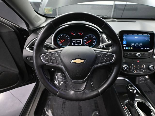 Used 2019 Chevrolet Malibu LT w/ Leather Package image 24