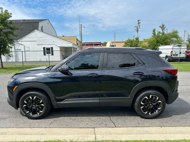 Used 2021 Chevrolet TrailBlazer LT w/ Sun and Liftgate Package AWD/4WD image 29