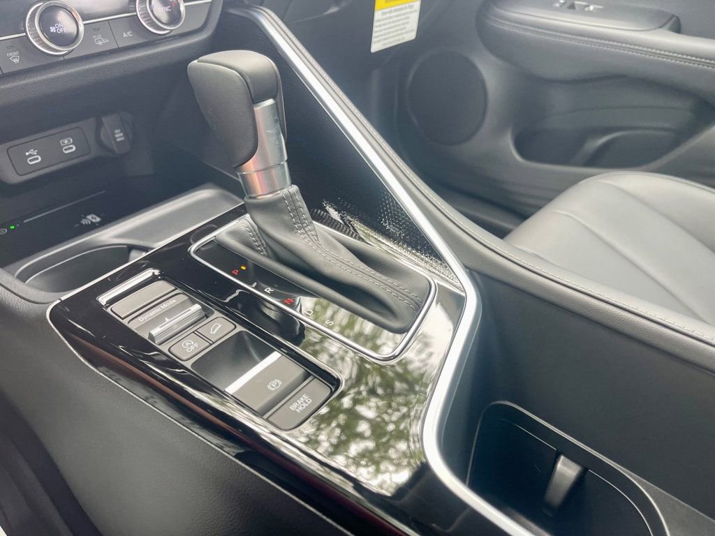 Used 2025 Acura ADX FWD image 15