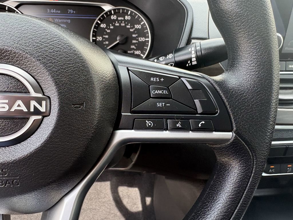 Used 2024 Nissan Altima 2.5 SV image 17