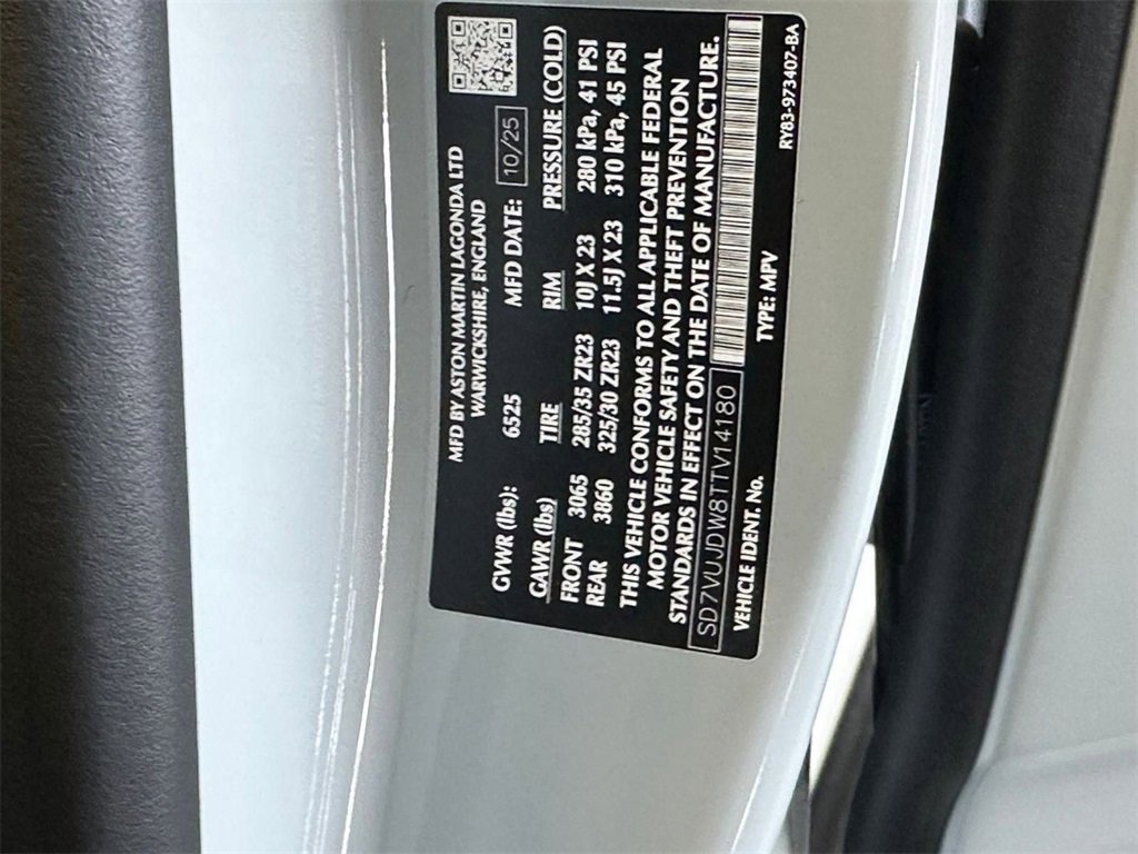 New 2026 Aston Martin DBX 707 image 38