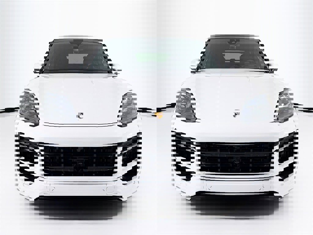 New 2026 Porsche Cayenne Coupe image 6