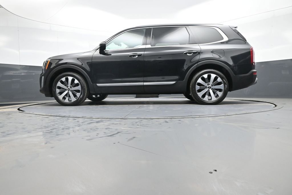 Certified 2022 Kia Telluride S image 34