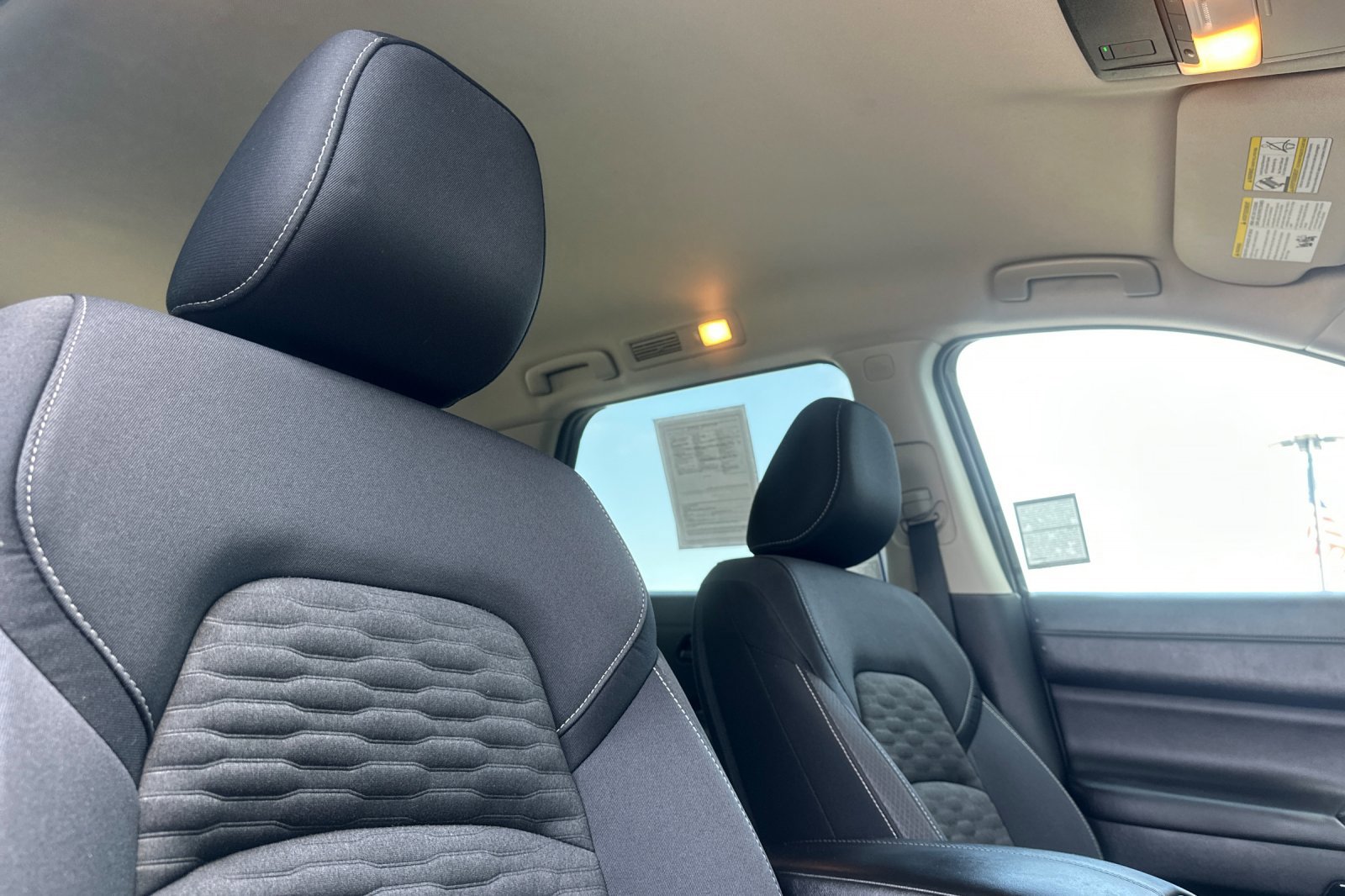 Used 2023 Nissan Pathfinder SV image 18