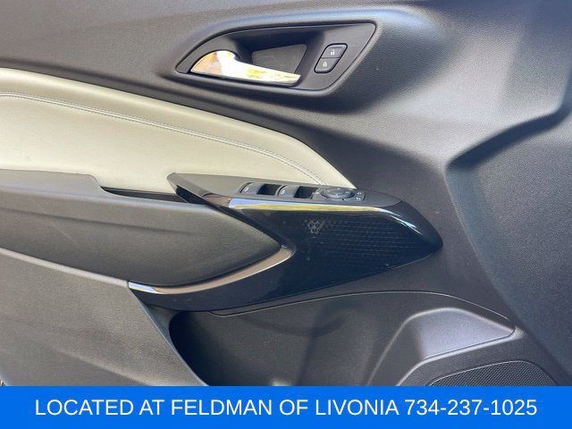 Certified 2024 Chevrolet Trax LT w/ Driver Confidence Package FWD image 19