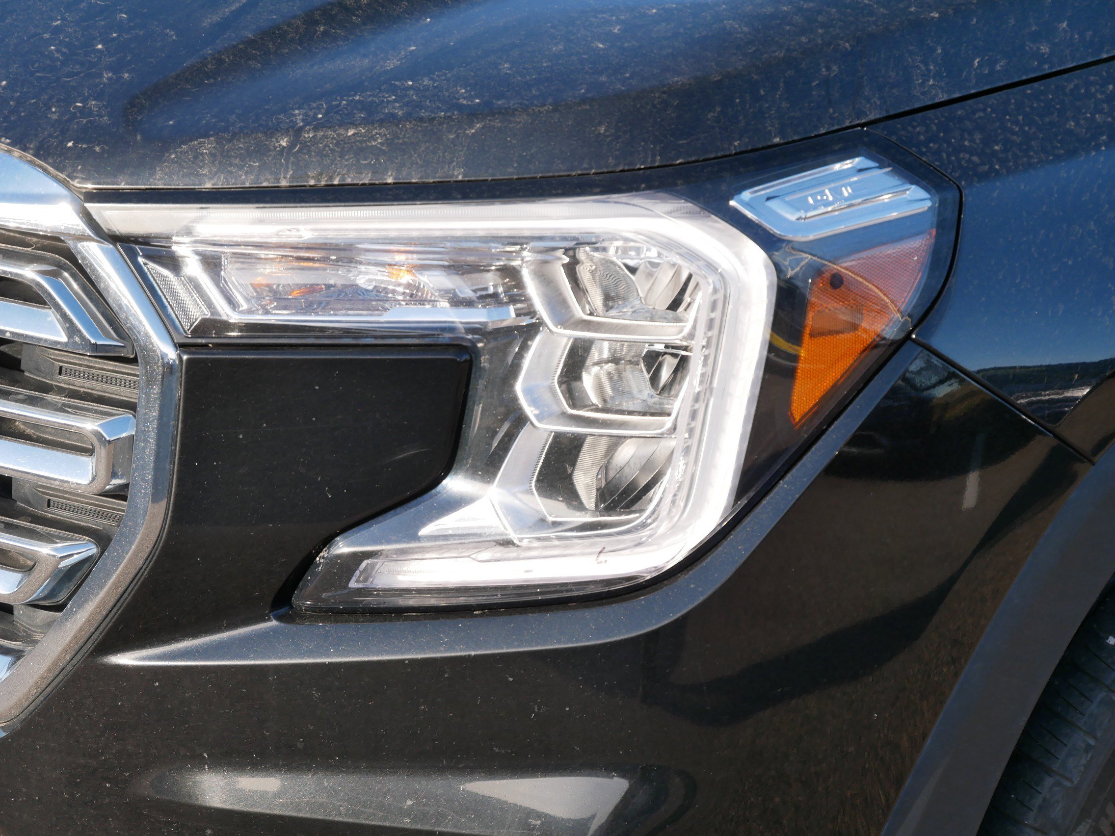 Used 2023 GMC Terrain SLT image 16