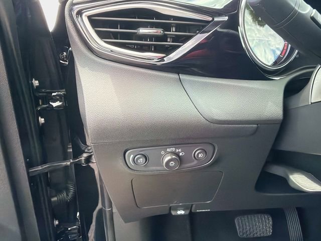 Used 2023 Buick Encore GX Essence w/ Experience Buick Package FWD image 30