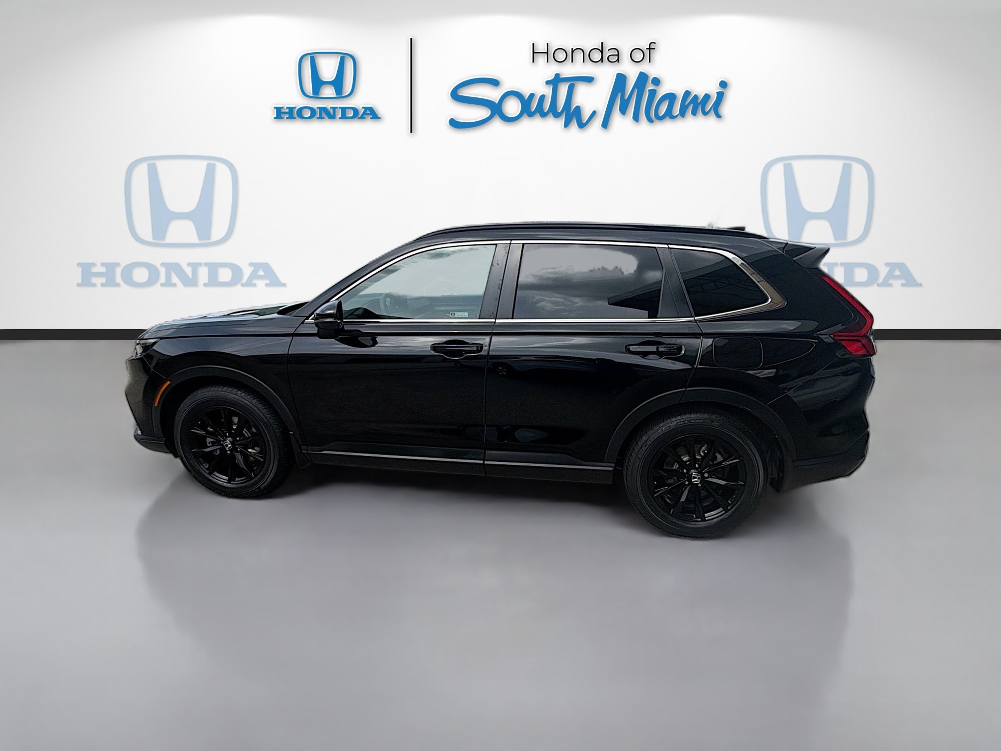 Certified 2023 Honda CR-V Sport image 4