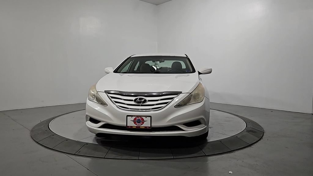Used 2012 Hyundai Sonata GLS FWD image 9