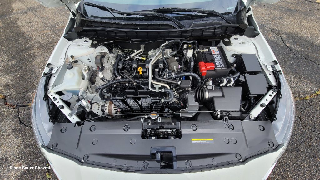 Used 2025 Nissan Altima 2.5 SV FWD image 17
