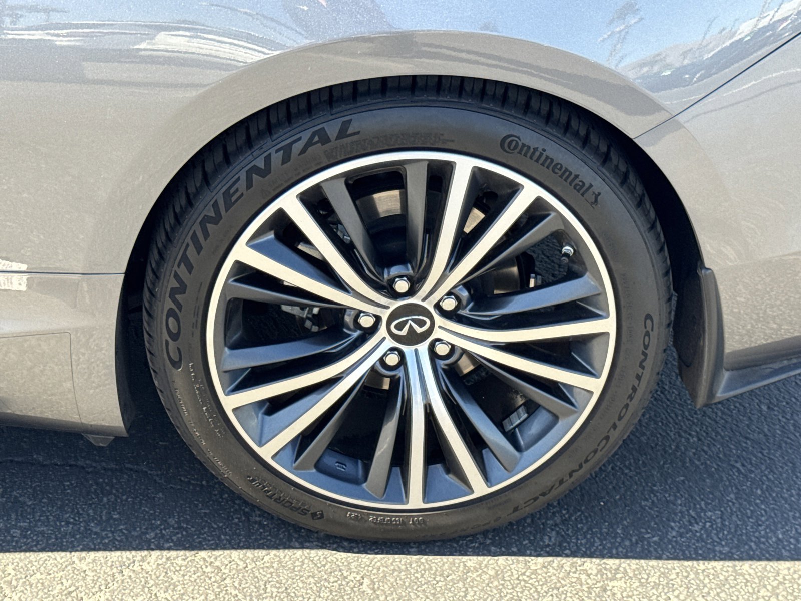 Used 2021 INFINITI Q60 3.0t Luxe w/ Essential Package image 34