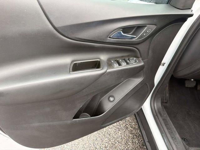 Used 2021 Chevrolet Equinox LT image 17