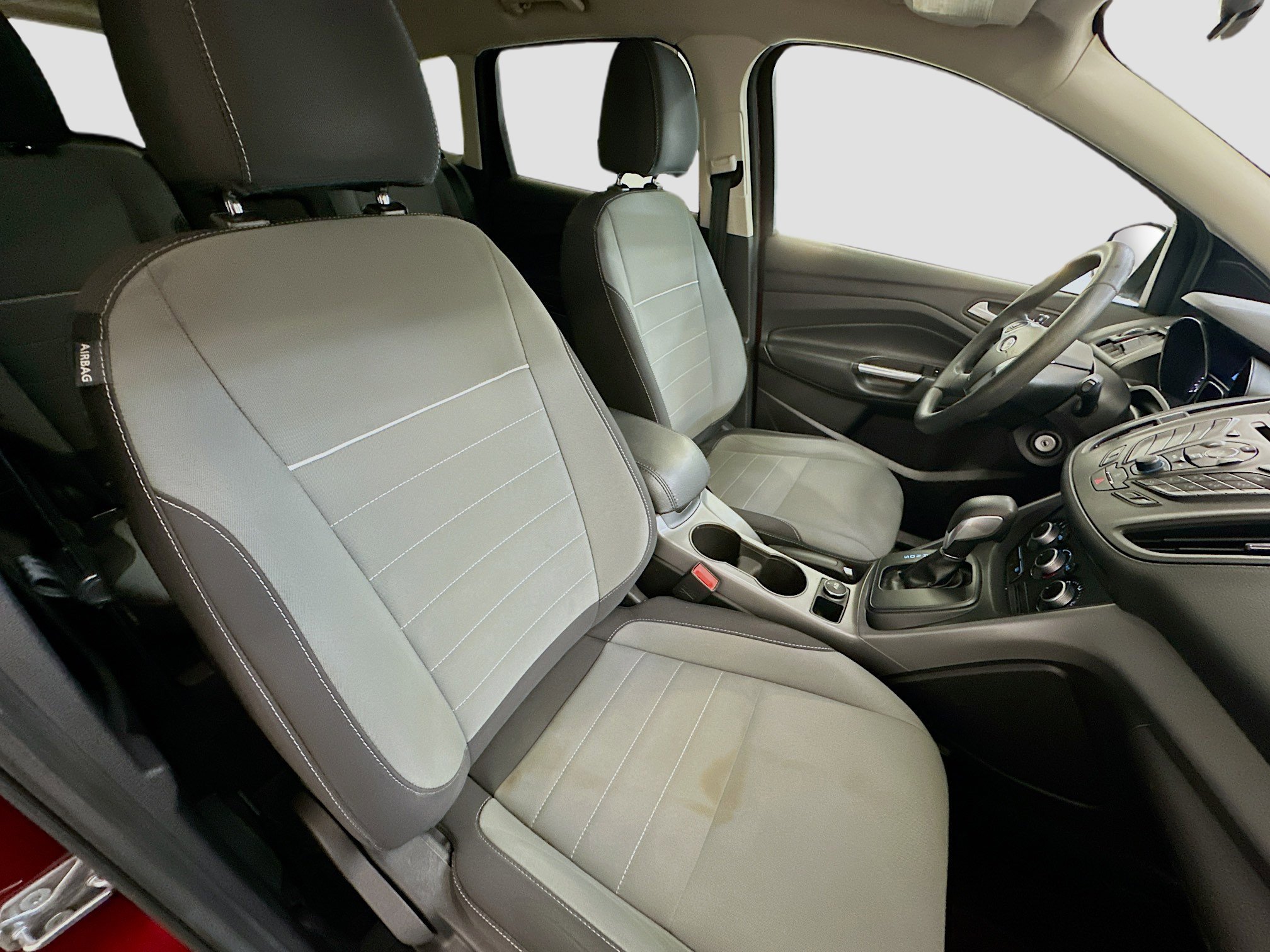 Used 2015 Ford Escape SE image 31