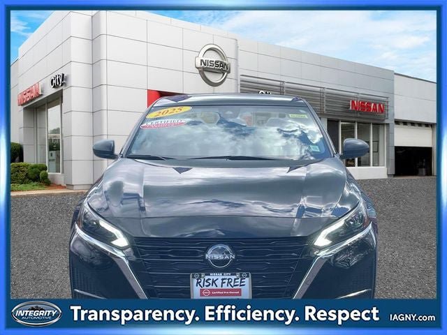 Certified 2025 Nissan Altima 2.5 S FWD image 2