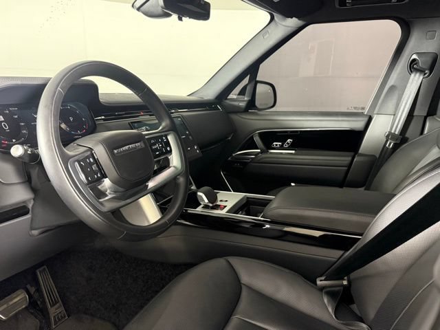 Used 2024 Land Rover Range Rover Long Wheelbase SE AWD/4WD image 6
