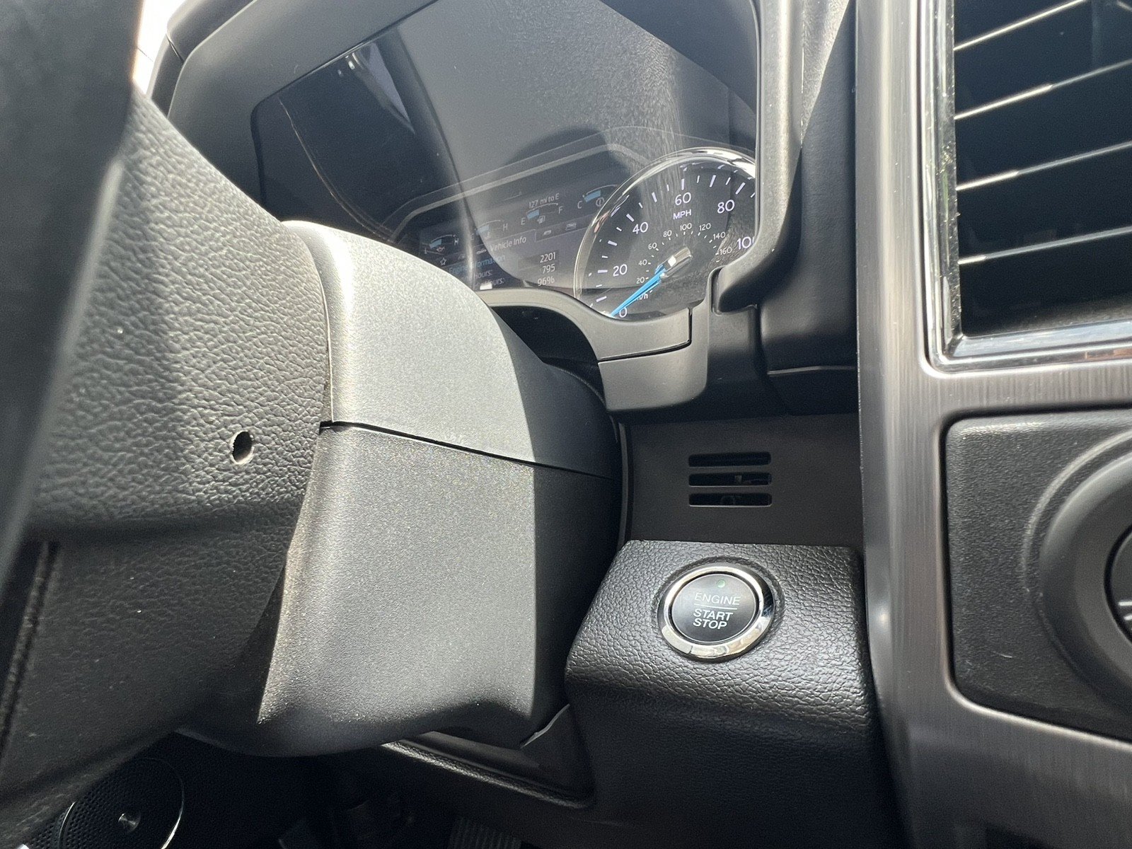 Used 2021 Ford Expedition Platinum AWD/4WD image 30