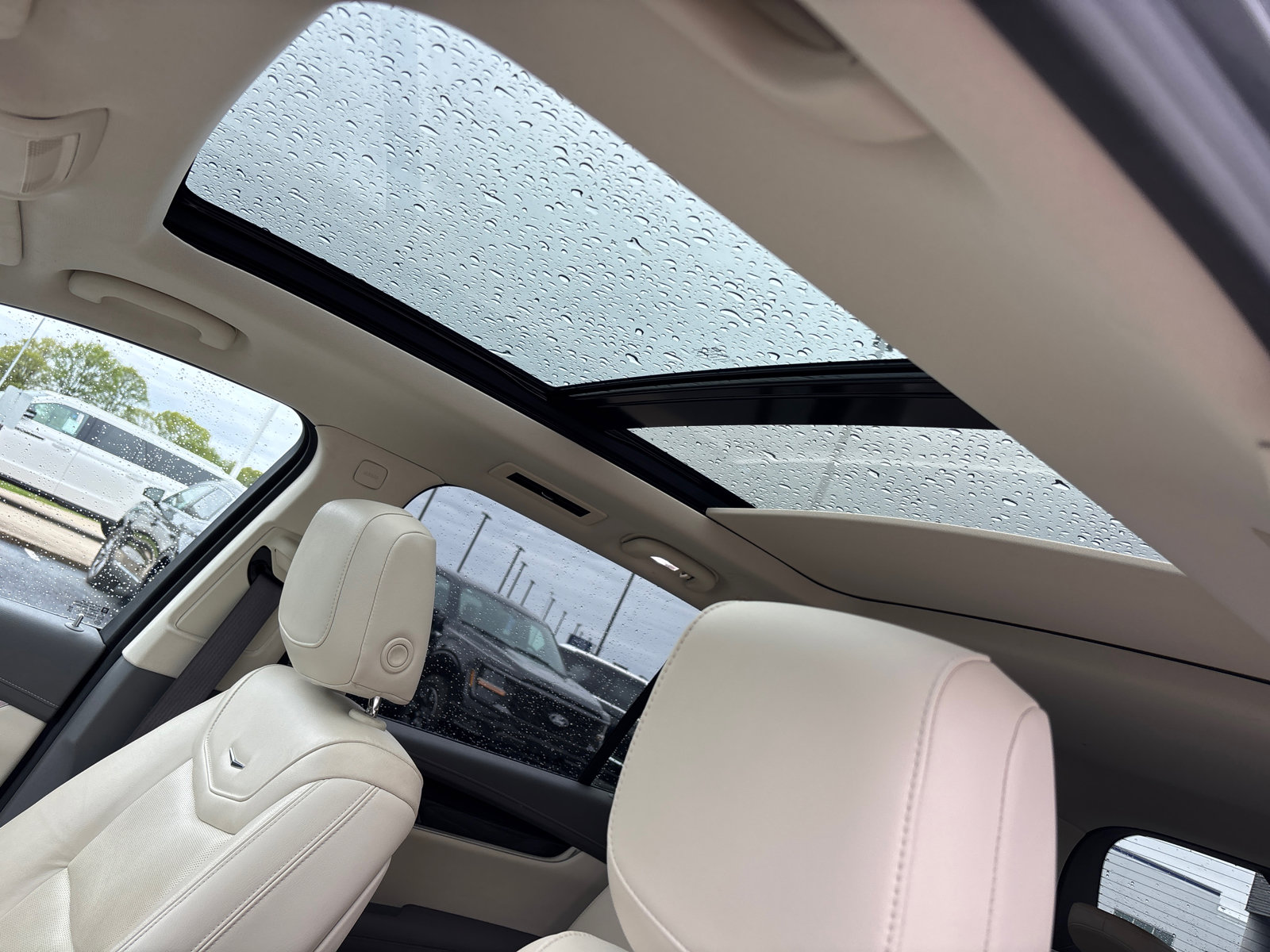 Used 2020 Cadillac XT6 Premium Luxury FWD image 24