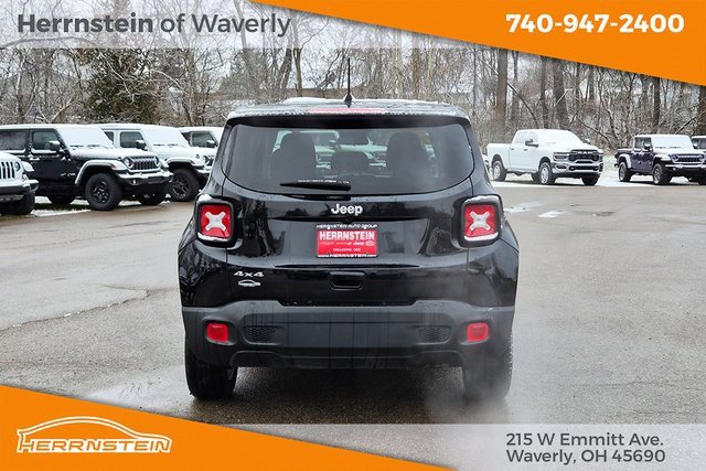 Used 2023 Jeep Renegade Latitude image 30