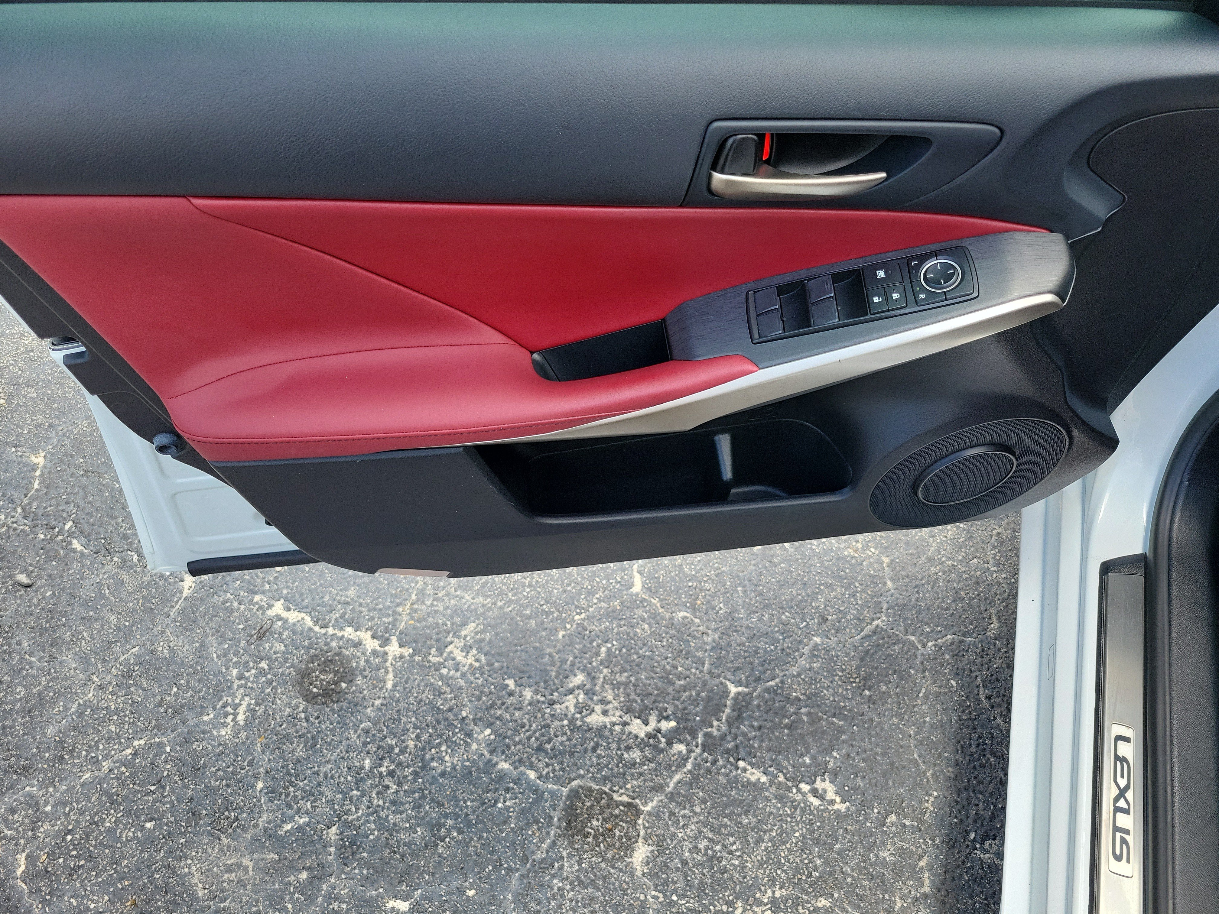 Used 2019 Lexus IS 300 RWD image 23