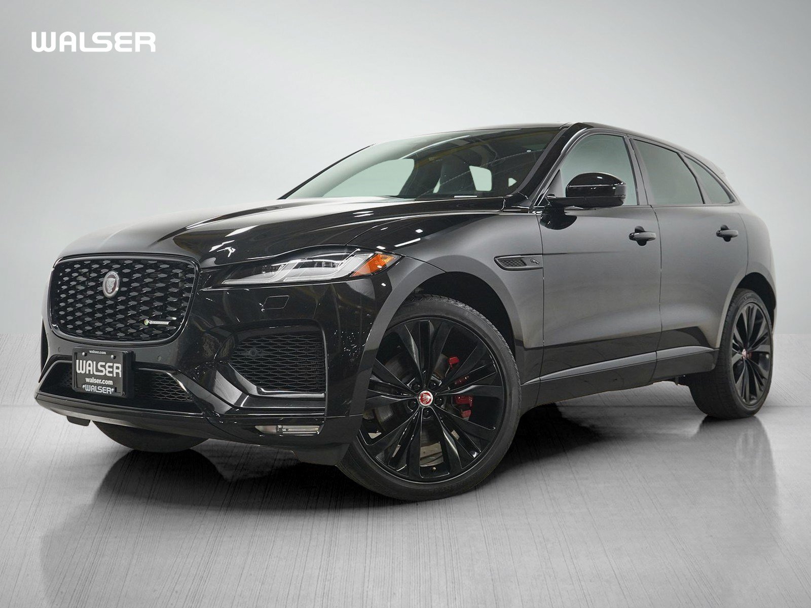 Used 2023 Jaguar F-PACE R-Dynamic S AWD/4WD image 1