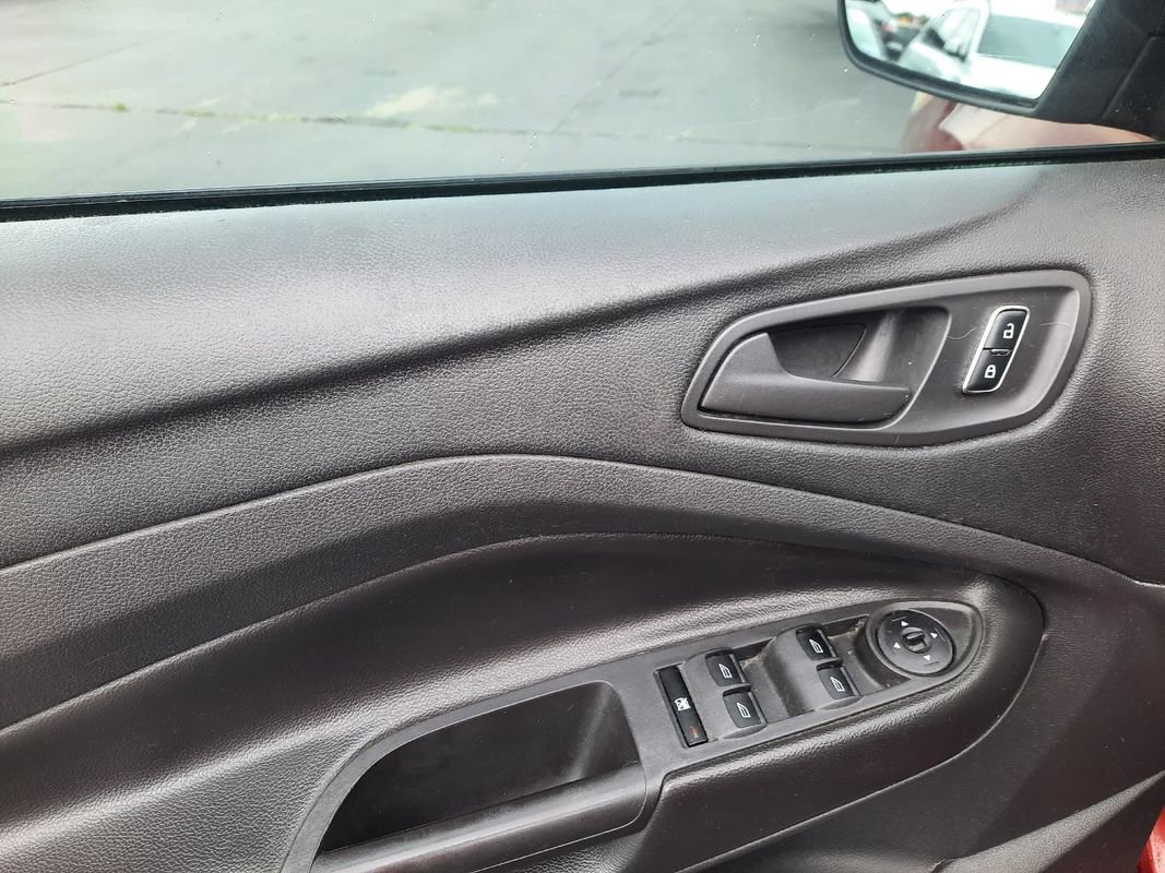 Used 2014 Ford Escape S FWD image 12