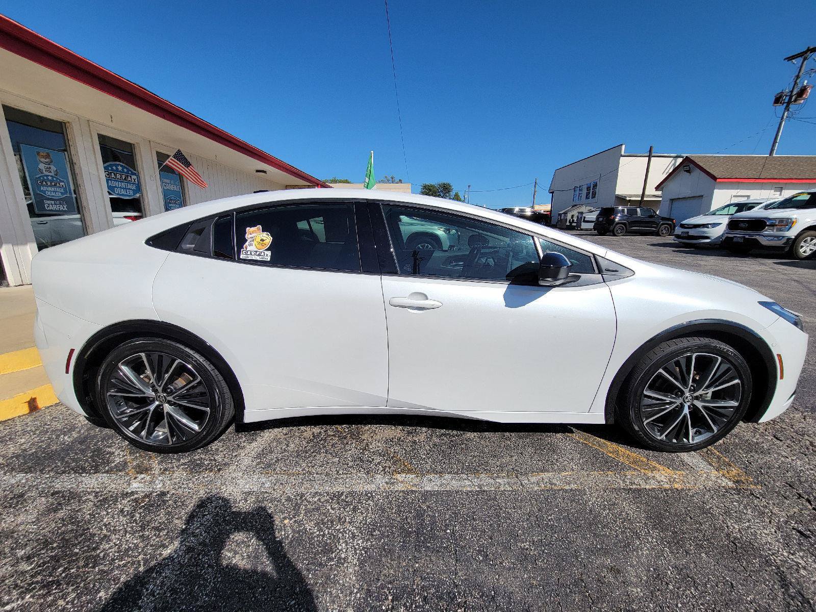Used 2024 Toyota Prius Limited w/ Limited Premium Package FWD image 14