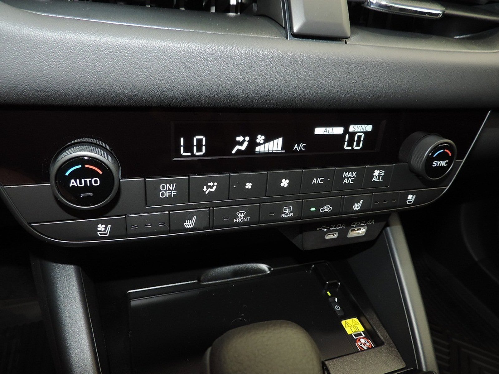 New 2026 Subaru Outback Touring AWD/4WD image 17