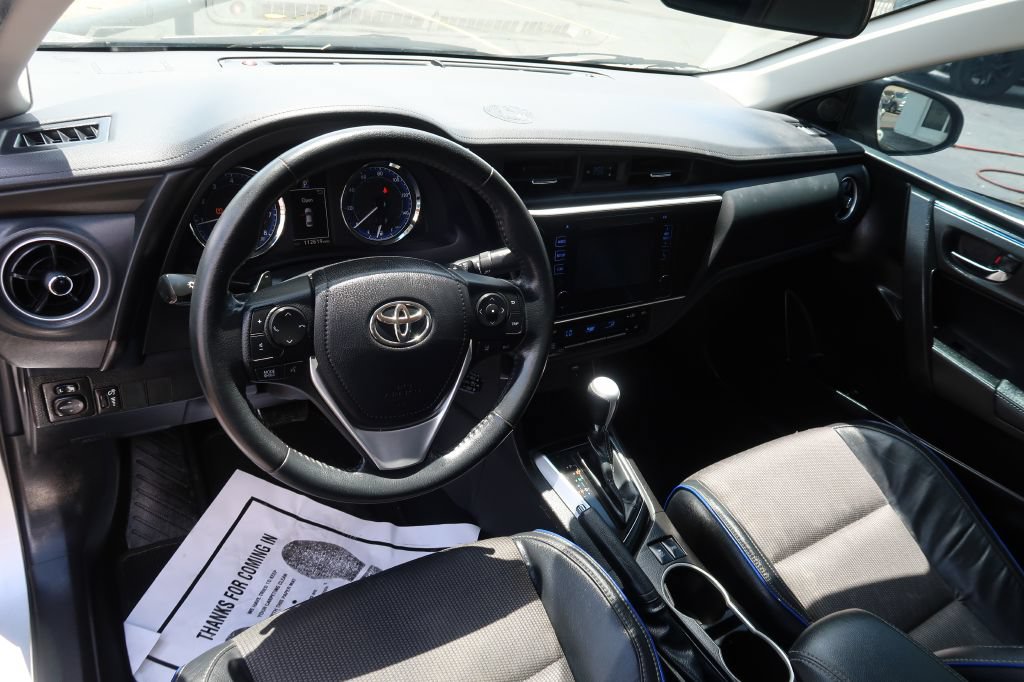 Used 2019 Toyota Corolla SE FWD image 6