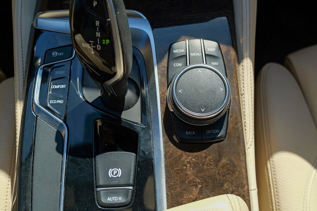 Used 2018 BMW 540i xDrive image 46