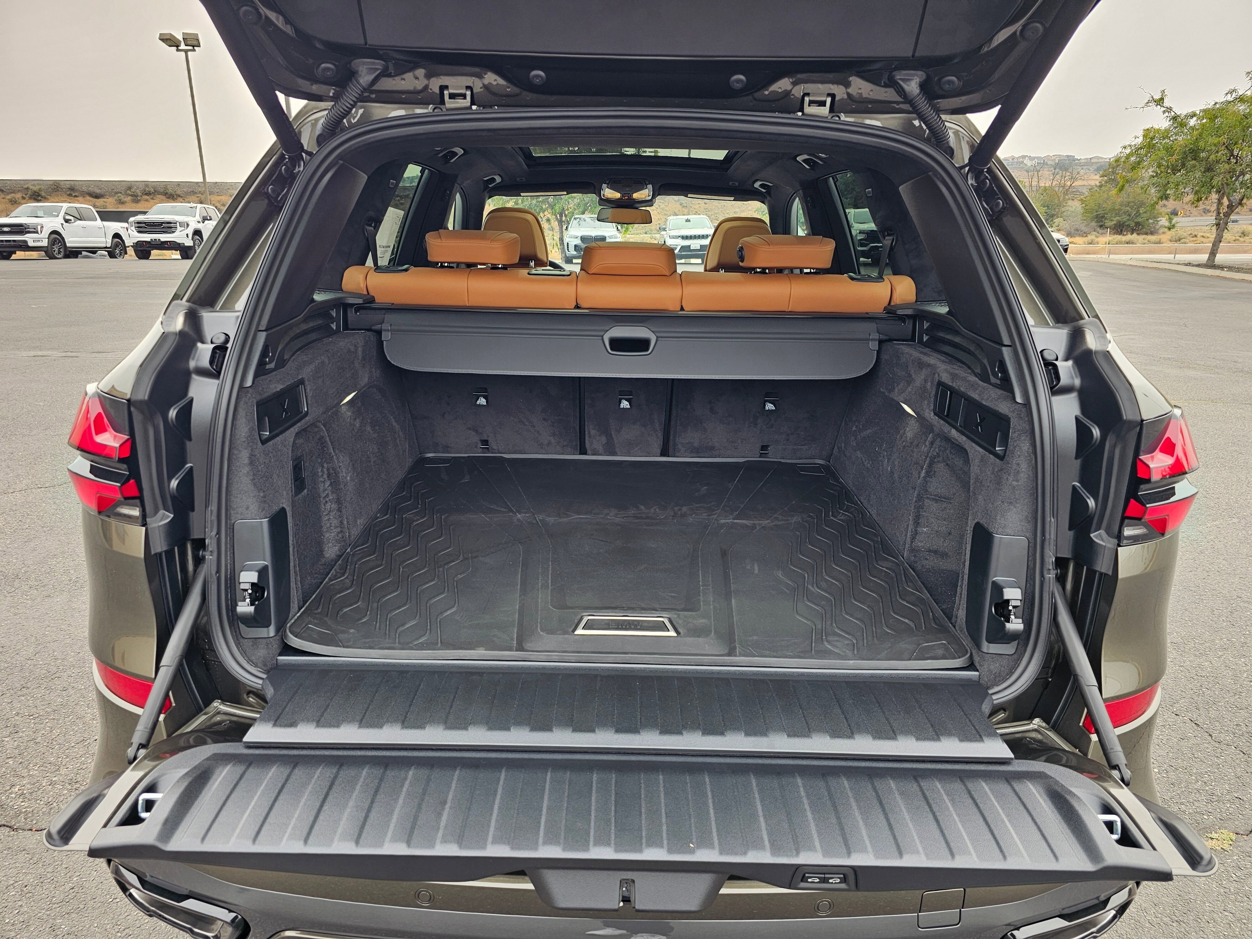 New 2026 BMW X5 xDrive40i w/ Executive Package image 29