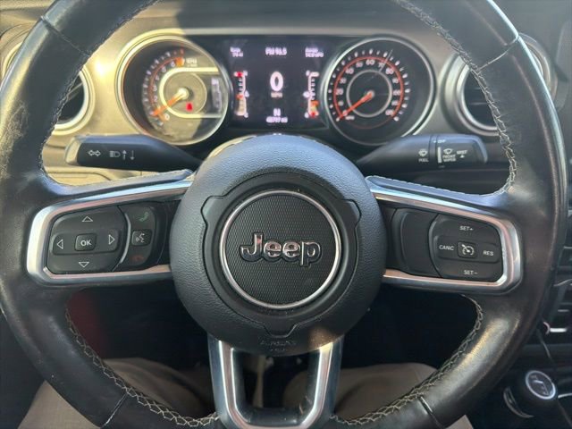 Used 2020 Jeep Gladiator Overland AWD/4WD image 16