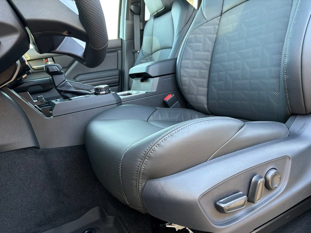 New 2026 Toyota Tacoma TRD Off-Road w/ TRD Off Road Premium Package AWD/4WD image 7