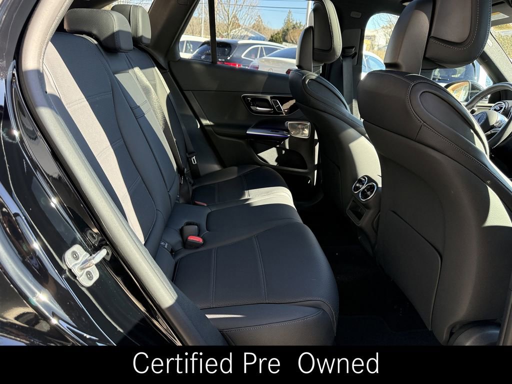 Certified 2025 Mercedes-Benz GLC 300 4MATIC image 32