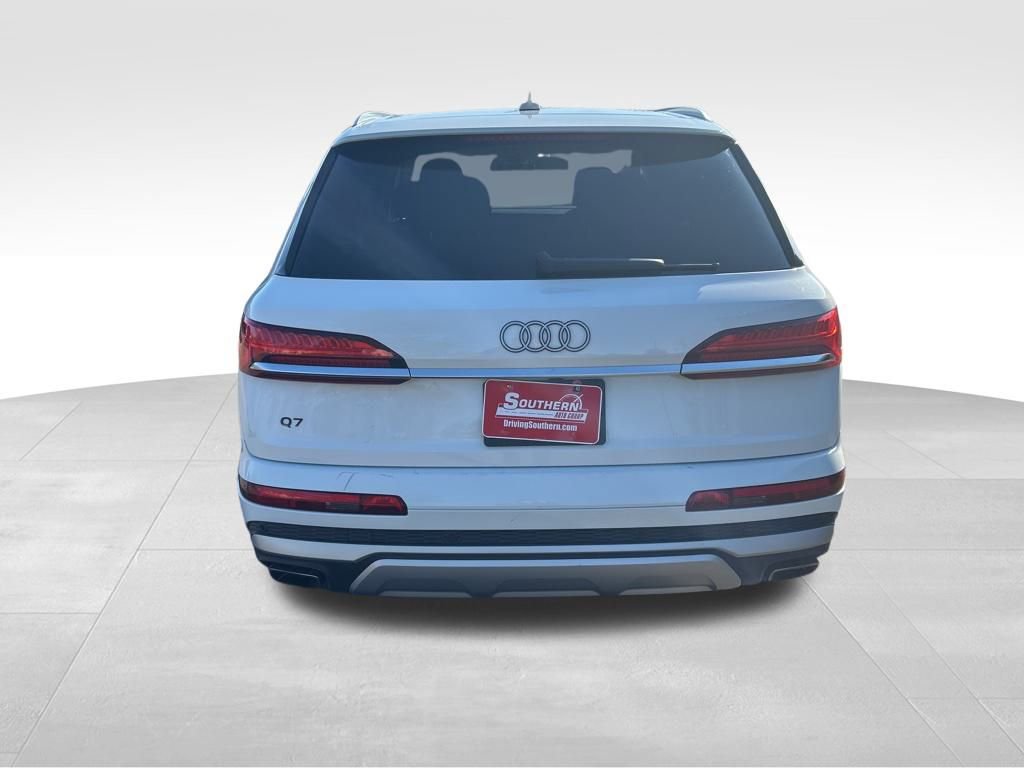 Used 2025 Audi Q7 3.0T Premium Plus image 4