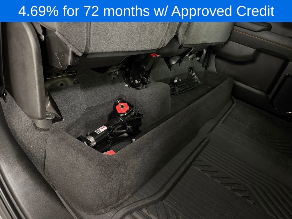 Used 2024 GMC Sierra 1500 AT4 w/ Technology Package image 13