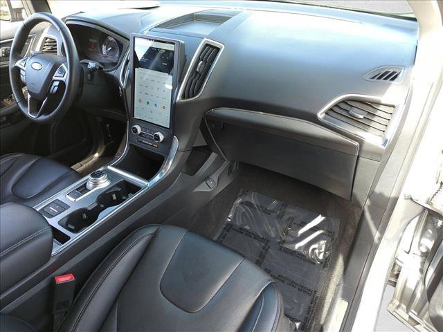 Used 2022 Ford Edge Titanium w/ Equipment Group 301A image 21