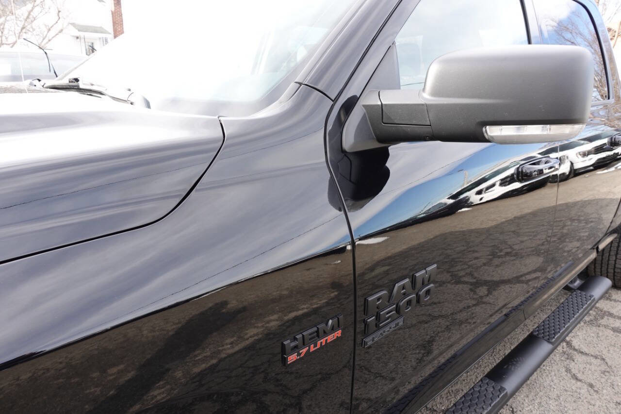 Used 2022 RAM 1500 Classic SLT w/ Electronics Convenience Group image 7