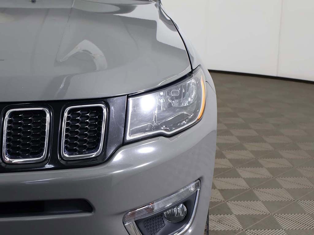 Used 2020 Jeep Compass Limited image 11