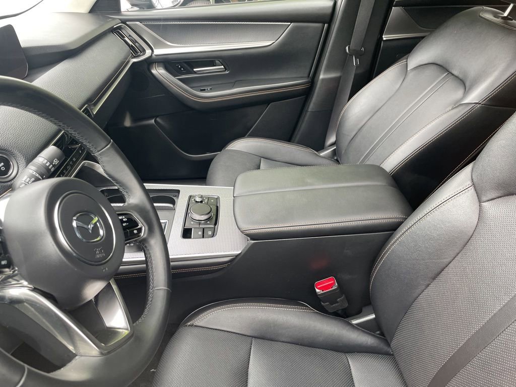 Used 2024 MAZDA CX-90 Plug-In Hybrid w/ Preferred image 5