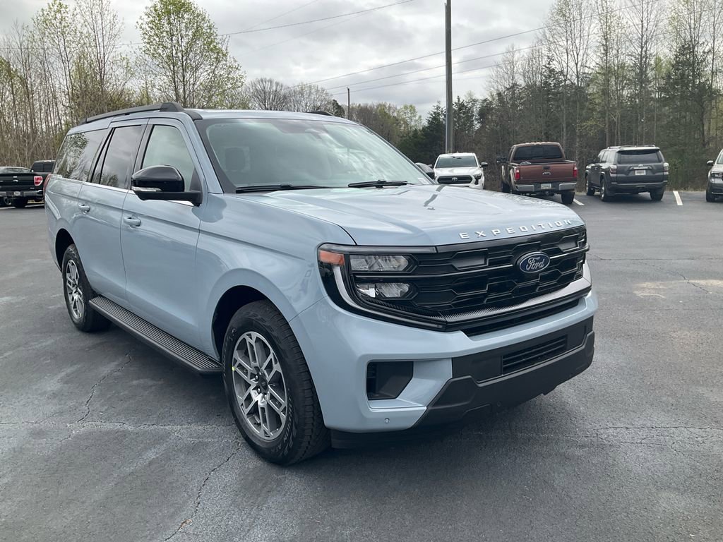 New 2026 Ford Expedition Max Active image 3