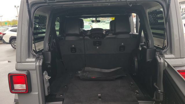 Used 2021 Jeep Wrangler Unlimited Rubicon w/ Dual Top Group AWD/4WD image 12