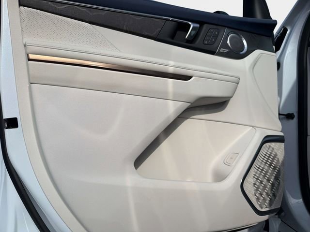 New 2026 Buick Enclave Avenir w/ Super Cruise Package image 16
