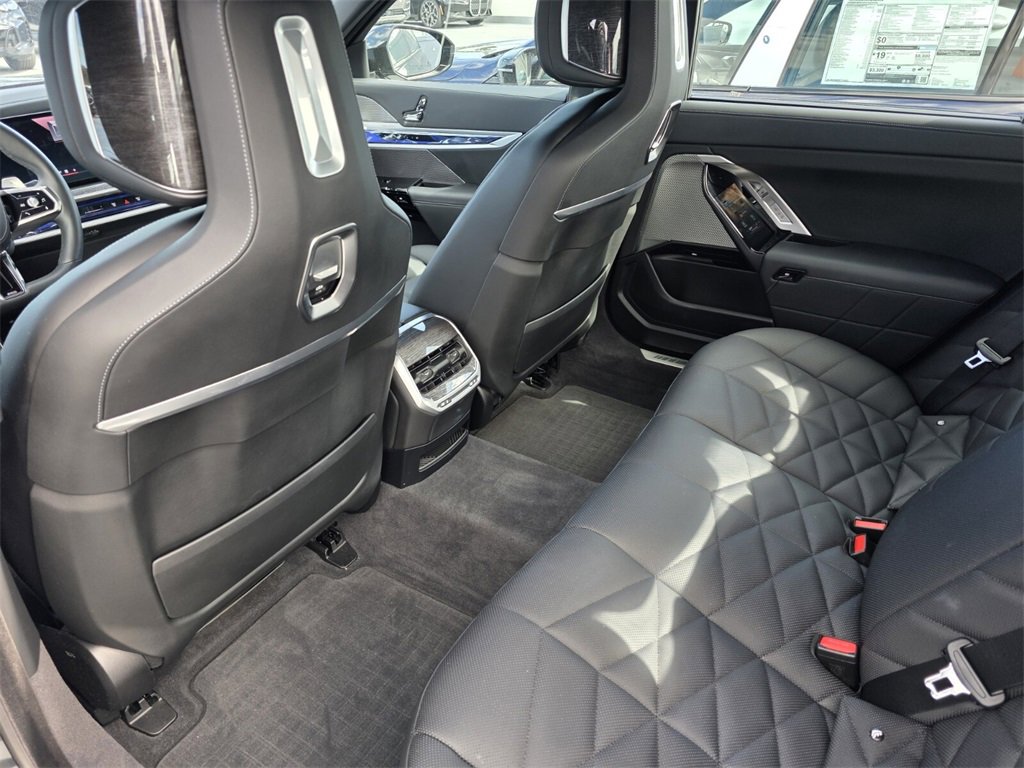 Certified 2023 BMW 740i image 14