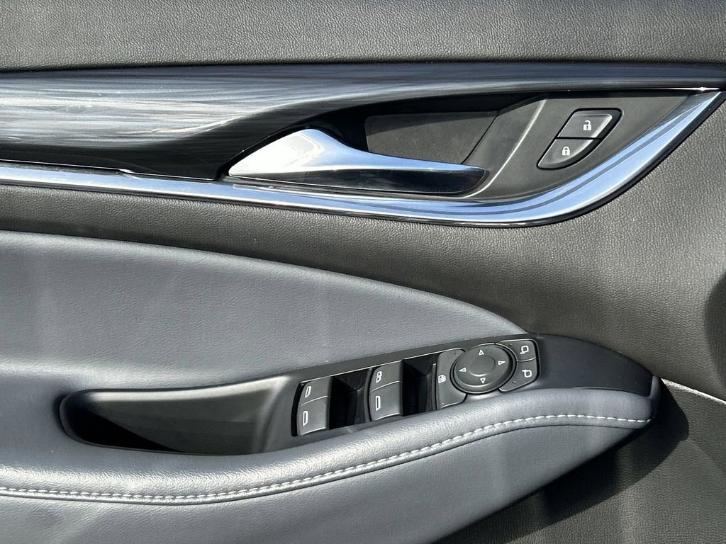 Used 2023 Buick Enclave Essence FWD image 23